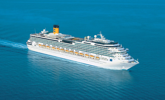 Barco Costa Serena